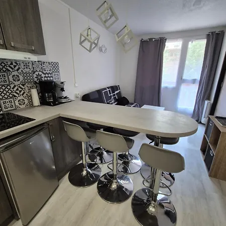 Les Melezets 2 Au Pieds Des Pistes Et Des Commerces Apartment *
